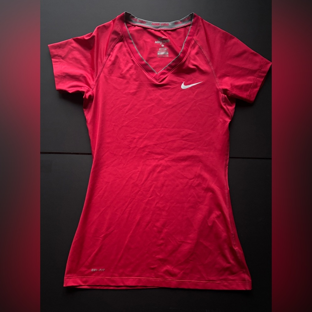 Nike Vibrant Red Short Sleeve Tee